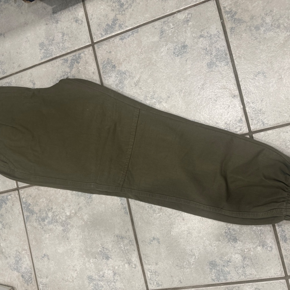 Pants - Picture 2 of 3